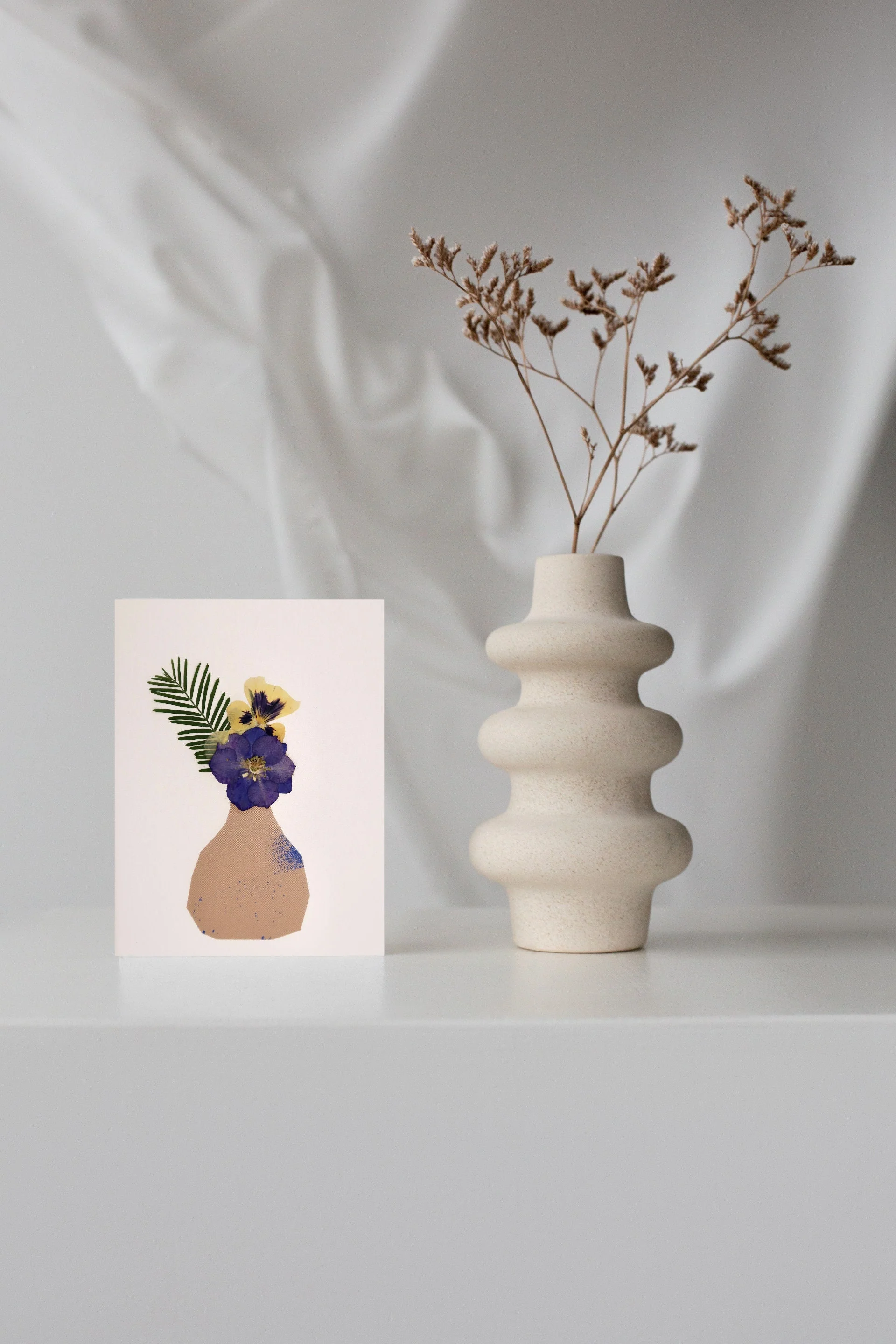 Violet Abstract Vase Card - Image 4